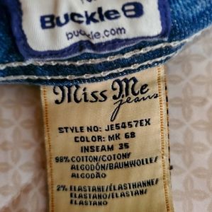 Miss me jeans size 33.